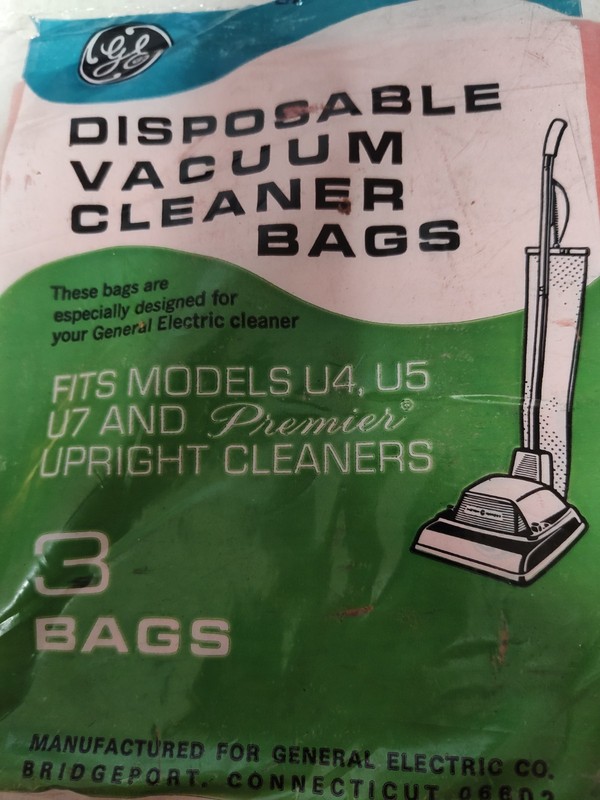 6 VINTAGE GE/PREMIER VACUUM  CLEANER BAGS FOR UPRIGHT MODELS U4, U5 and U7. NOS.
