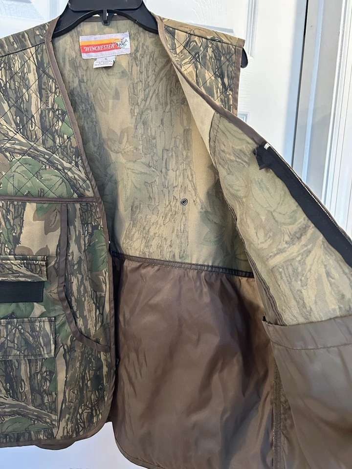 Vintage Winchester Camo Vest Large Hunting,Camouflage Outdoor Shoot - Image 3 of 4