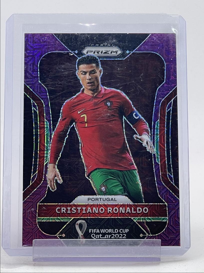 CRISTIANO RONALDO 2022 PANINI PRIZM FIFA WORLD CUP PURPLE MOJO /49 Q4762