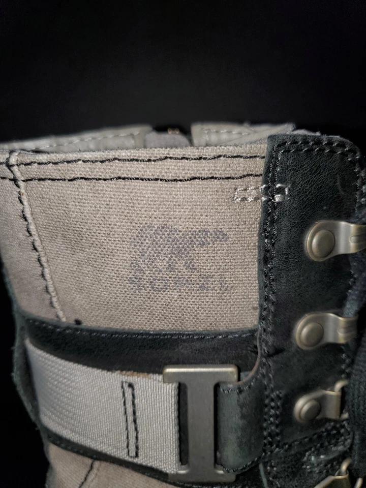 Sorel Original Major Carly Lace Up Leather Canvas Boot Womens Size 6 Black Beige - Image 4 of 4