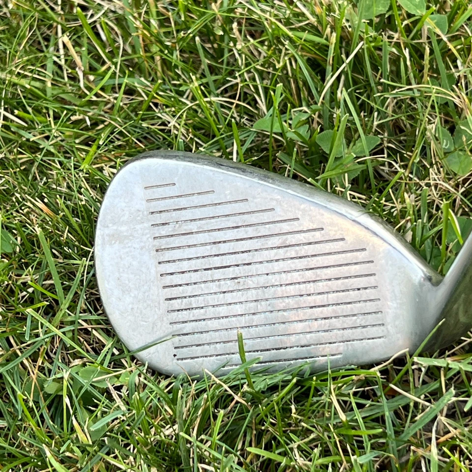 Tour Edge Redwing Classic MW Wedge Benet Academy Right Hand Regular Steel Shaft - Image 3 of 4
