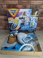 Megalodon Mayhem Ship It & Flip It Monster Jam Playset 2020 Feld Motor Sport