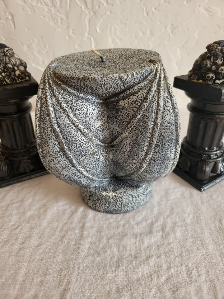 Vela de gárgola con pilares Foto 3 de 4