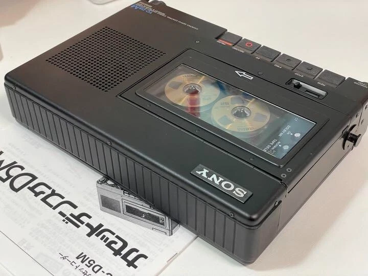 日本製 2ウェイ SONY TC-D5M ポータブルカセットレコーダー
