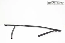 2017-2023 GMC ACADIA FRONT LEFT DRIVER DOOR WINDOW GLASS RUN CHANNEL SEAL OEM