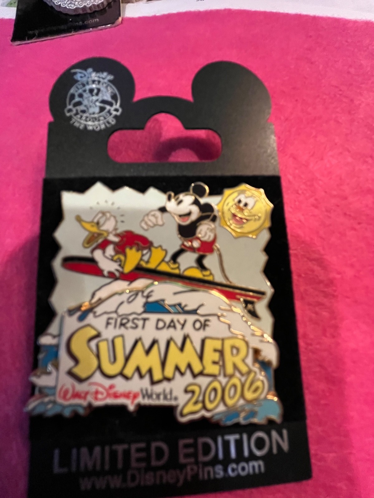 Disney Pin 47629 - First Day Of Summer 2006 LE