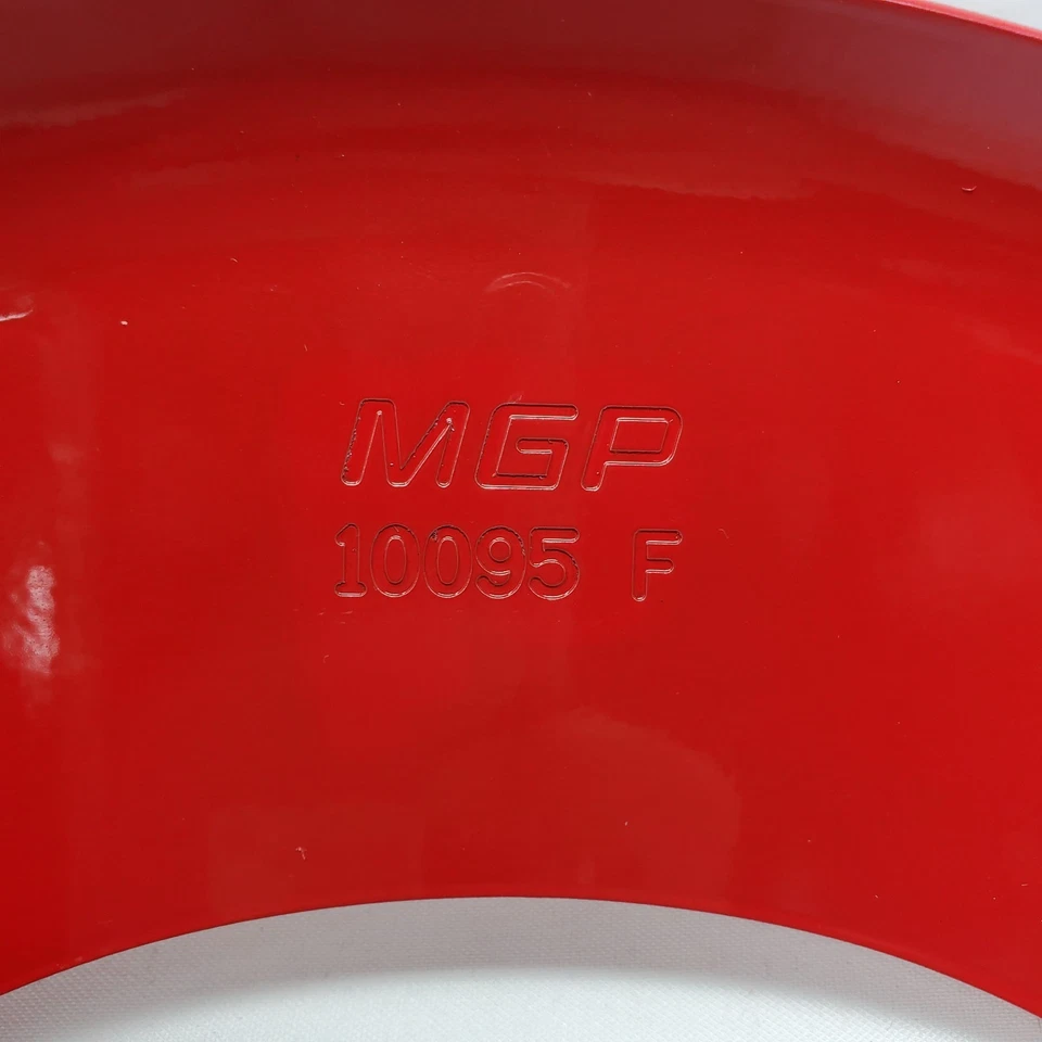 MGP 10095SMPYRD Gloss Red Caliper Covers for 99-04 Ford Mustang GT logo - Image 3 of 3