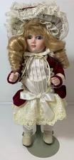 Alberon Collectors Porcelain Doll 26cm Boxed With Stand 