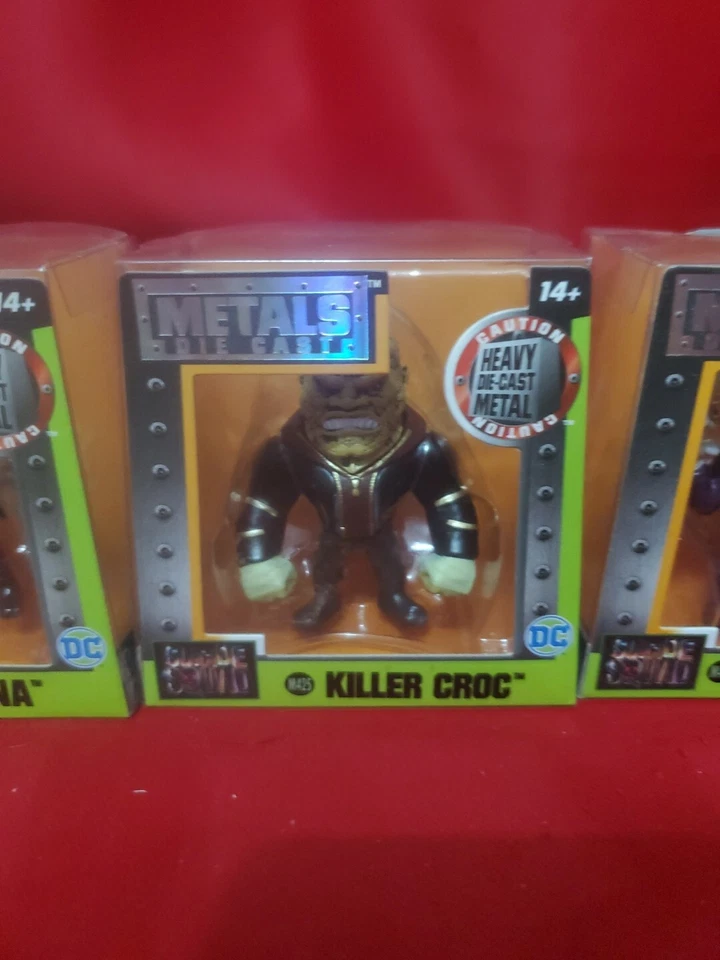 Metals Diecast Suicide Squad, DC Katana, Killer Croc, The Joker Boss Lote de 3 Foto 3 de 4