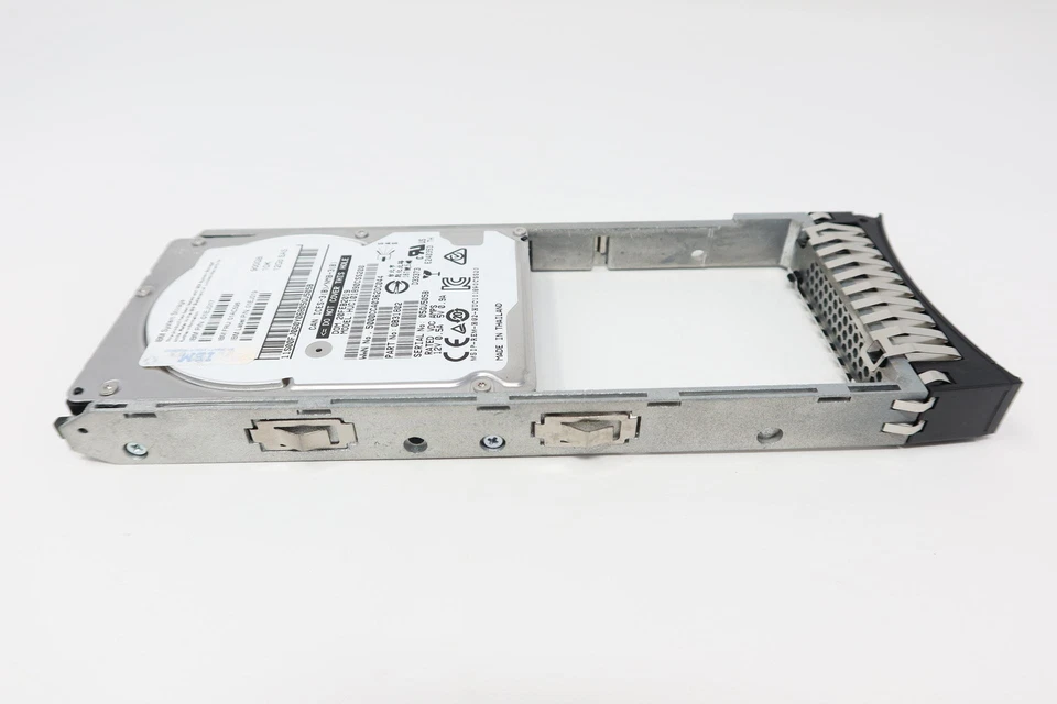 01AC596 01EJ019 IBM V5000 G2 900GB 10K 12G 2.5" SAS Hard Drive - Image 3 of 3