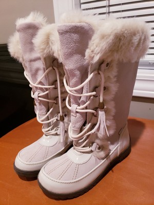 cream fur boots