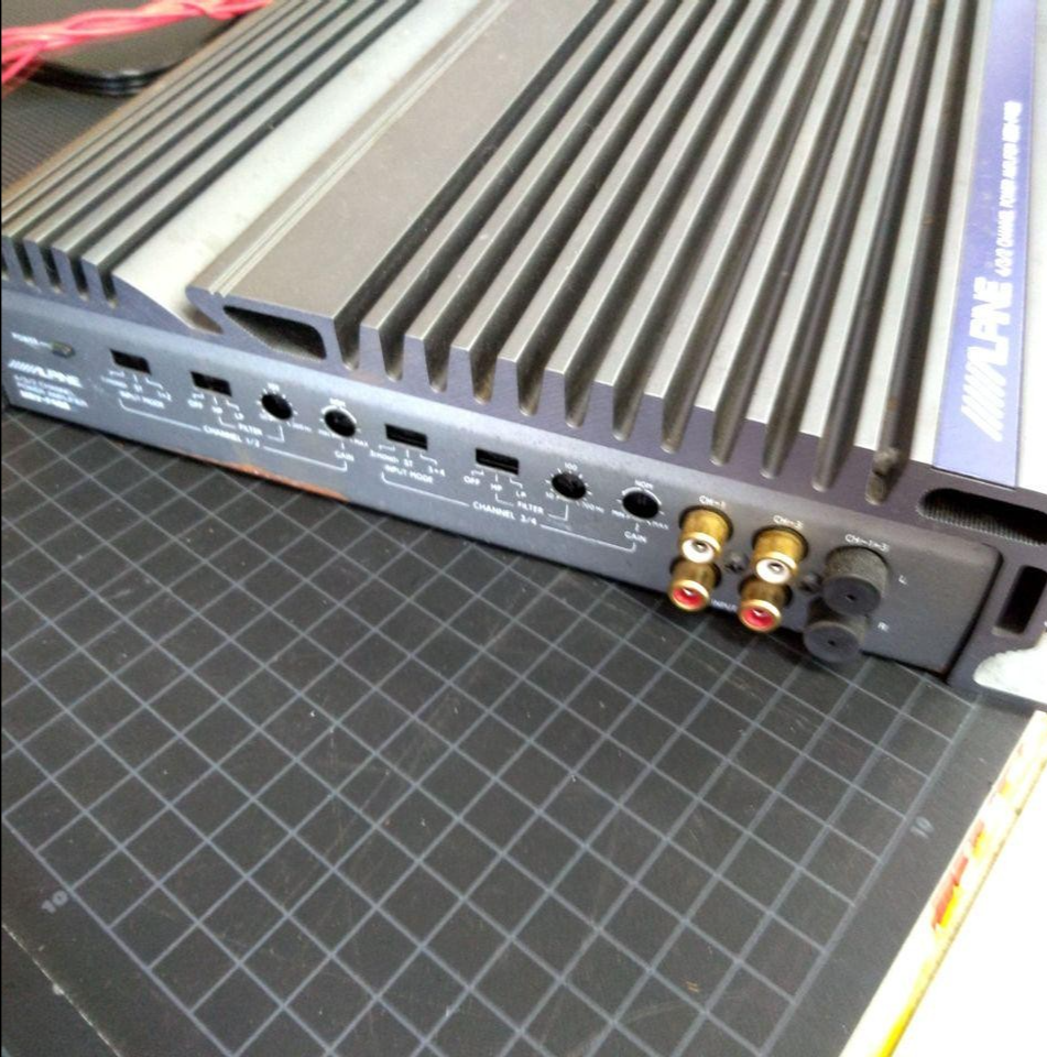 Alpine MRV-F400 Car Amplifier 4 Channel V12 Series Powerful Alpine MRV-F400 Car Amplifier 4 Channel V12 Series Powerful