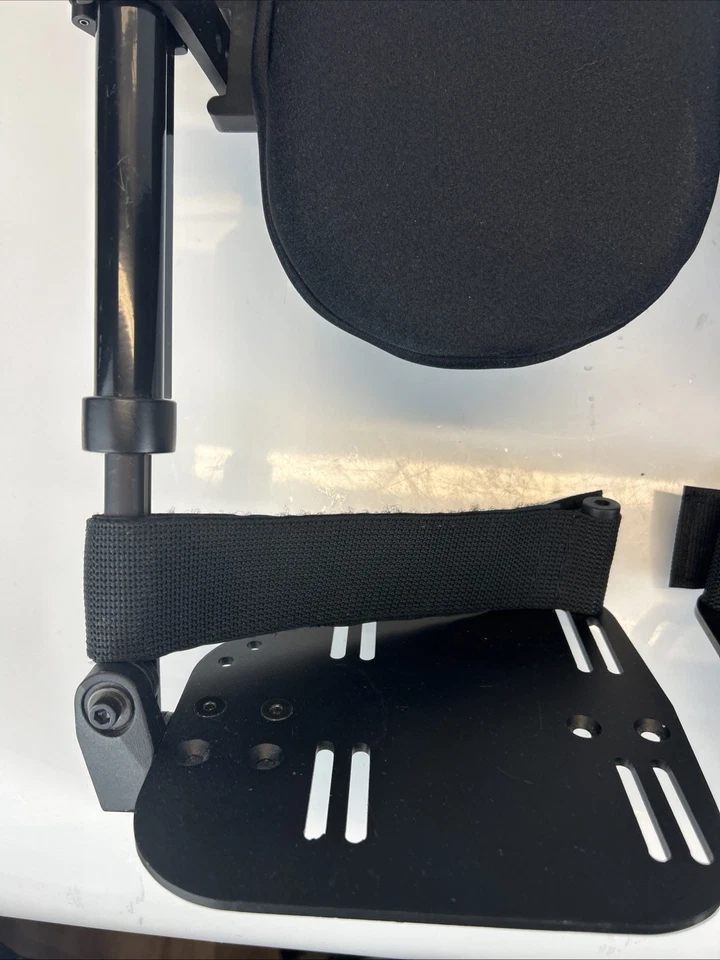 Quickie SR45 Wheelchair Elevating Legrests w/ Pads 17" Tall Pair – Good - Image 2 of 4