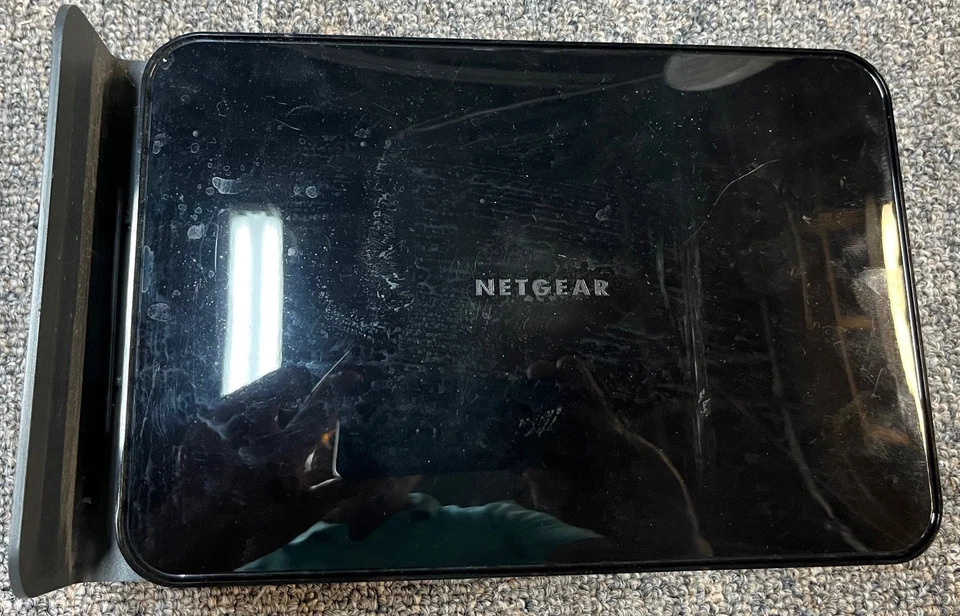 NETGEAR N750 WiFi Dual Band Gigabit Router WNDR4300V2 (Tested) - Image 4 of 4