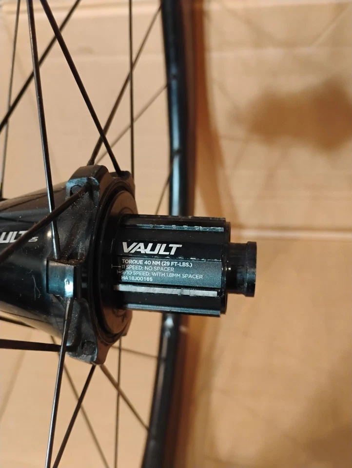 Easton EC90 Aero Rear Wheel - Image 3 of 4