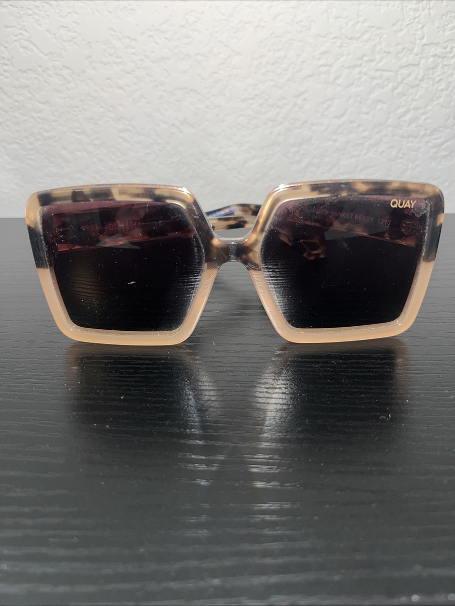 Quay Australia Black & Gold‎ Almost Ready Square Frame Polarized Sunglasses Quay Australia Tortoiseshell Polarized Square Sunglasses  main image 4