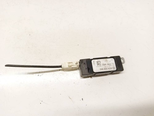 3c9035552 Antennenverstärker (Antennen Verstärker)  Volkswagen  DE2741866-76