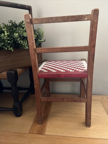Vintage Chair Child's Woven Small Boho Prop Display Natural Mid Century MCM 60s - Picture 4 of 5