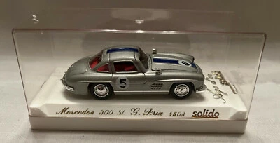 SOLIDO - N° 4503 - MERCEDES 300 SL GRAND PRIX - BANDES BLEUES 1/43e - Photo 1/2