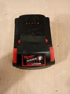M18 B5 Red Lithium Ion Slide Battery Pack 18V 5.0Ah Black Tool Customer Return