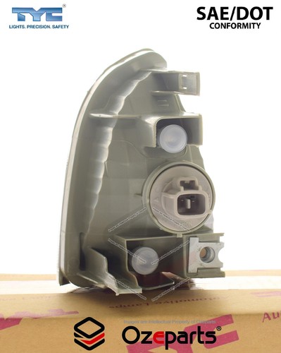 LH Left Hand Bumper Light Indicator Lamp For Toyota Prius C 5 Door Hatch 11~15 - Picture 4 of 5