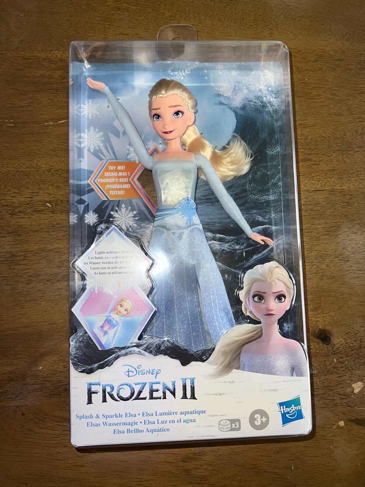 ELSA FROZEN vs BARBIE - Quem vence essa?? 