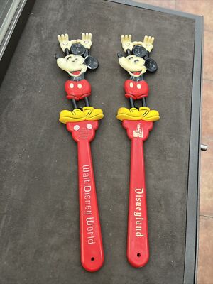 2 Vintage Micky Maus Walt Disney World und Disenyland Rückenkratzer 