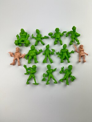 Lot of 12 Jakks S.L.U.G. Zombies Green & Tan  Figures Horror Monsters