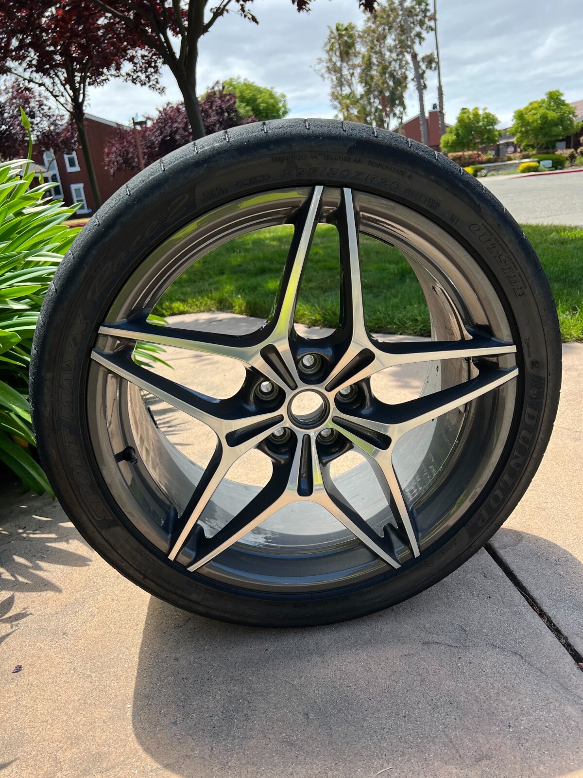 20' Ferrari California T wheels Diamond cut w Dunlop Sport Max Race2 245F285R 