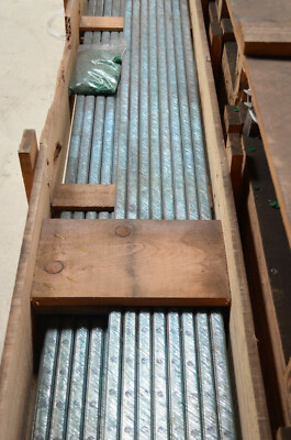 Hiwin EGR25R2565H Profilschiene Linearschiene 23 x 18 x 1845mm Führungsschiene