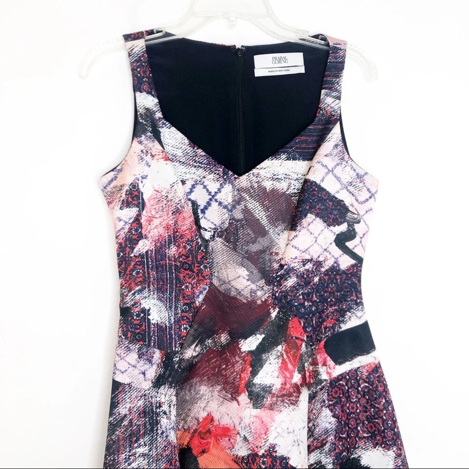 Prabal Gurung | Vestido multicolor abstracto ajustado y acampanado 6 Foto 3 de 4