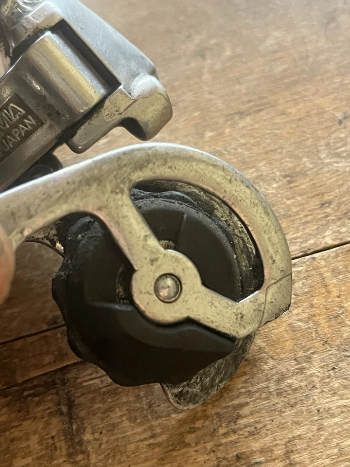 Desviador trasero Shimano 600 vintage ~poleas usadas~ RD-6207 jaula corta años 80 carretera Foto 3 de 4