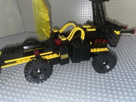 Lego Vintage - Space Blacktron I 6941-Battrax -100% Complete  .1987