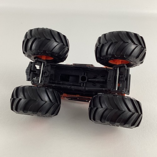 Hot Wheels Monster Trucks Twin Mill 1:24 Diecast Vehicle Metallic Orange Mattel - Picture 7 of 7