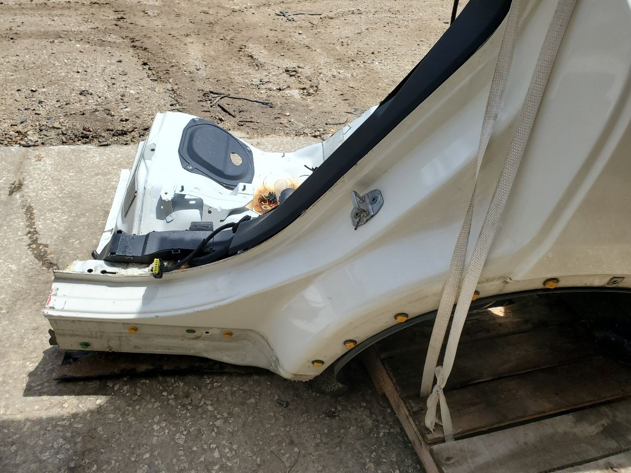 2017 2018 2019 2020 2021 2022 Maserati Levante OEM Left Rear Quarter Body Panel