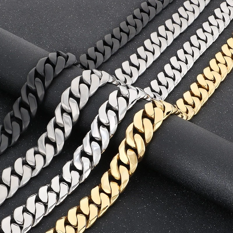 Men's 24mm Cuban Chain Buckle Smooth Titanium Steel Necklace - Image 3 of 4