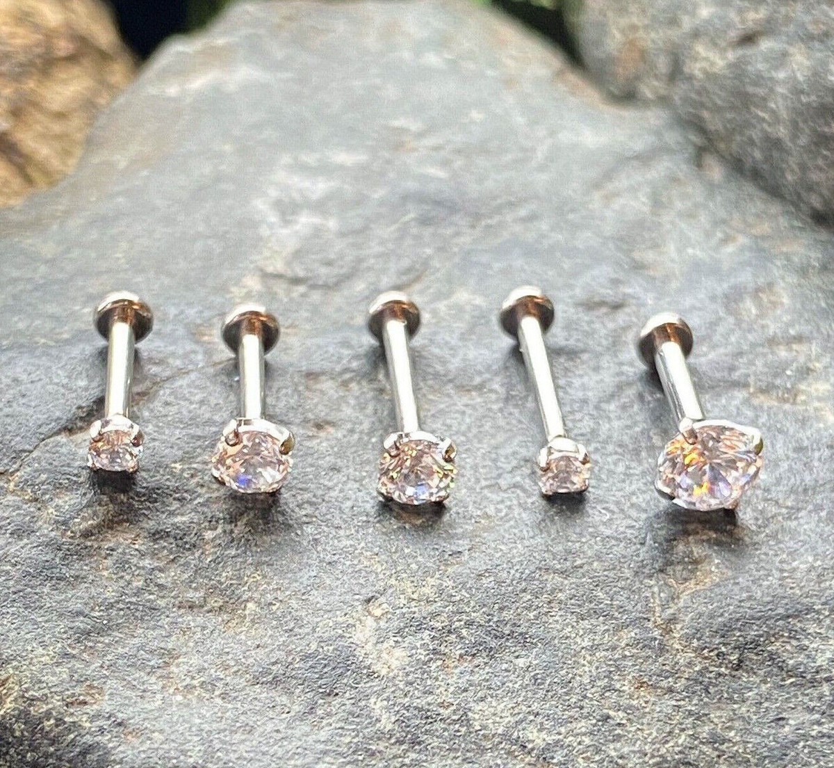 1pc Titanium Push In CZ Gem Labret Threadless Stud Lip Ring Helix