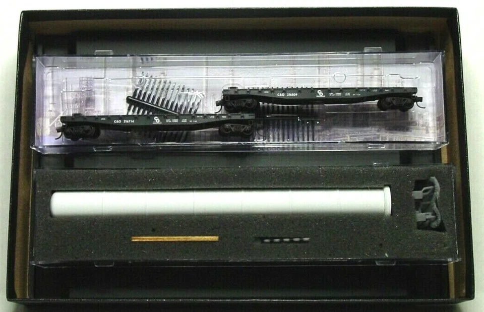 MICRO-TRAINS N SCALE CRACKING TOWER WEATHERED 2 PK CHESAPEAKE & OHIO 99305650 - Image 2 of 3