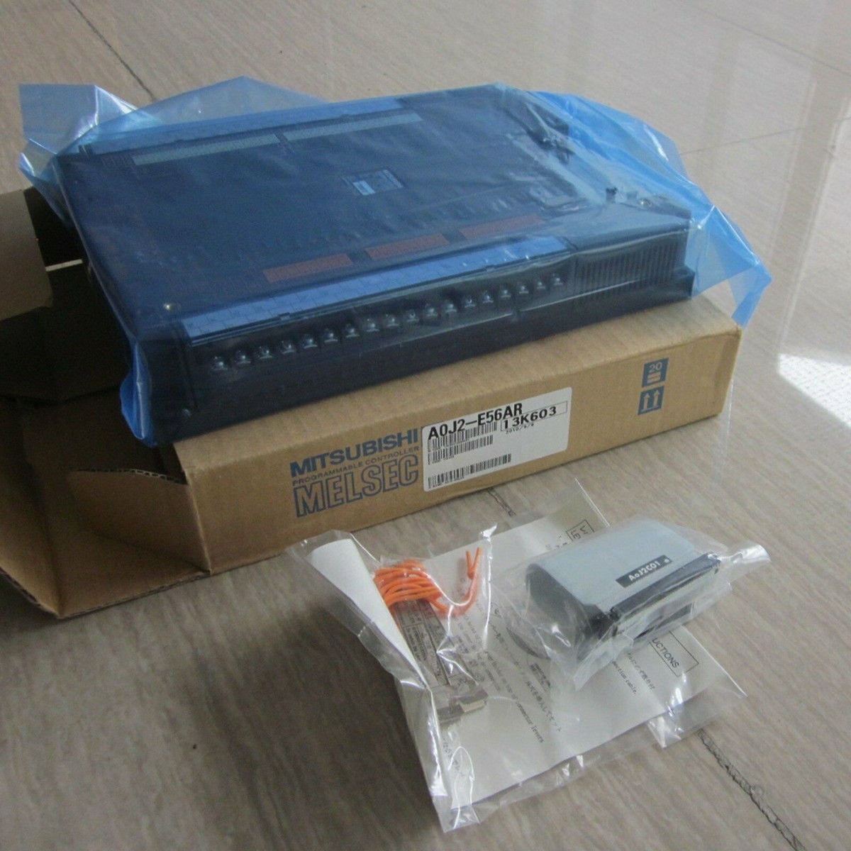 New Mitsubishi A0J2-E56AR A0J2E56AR Programmable Controller in box 
