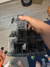 Halloween Haunted House
