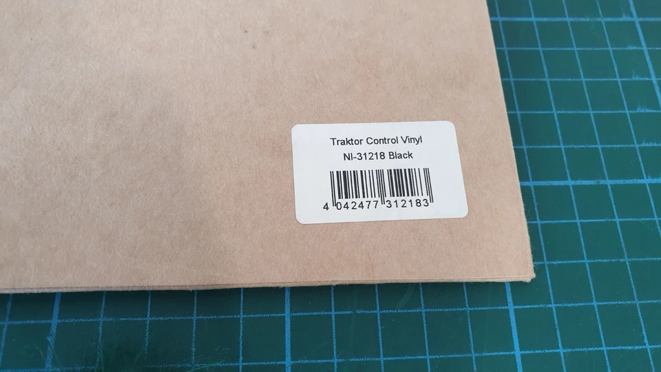 Native Instruments Traktor Control Vinyl NI-31218 (Black) - Bild 3 von 4
