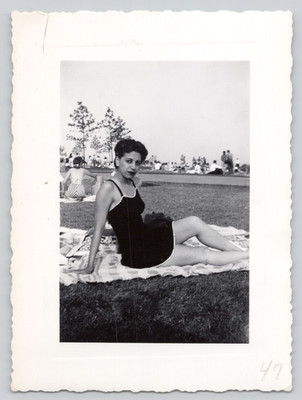 Found Photo Young Woman Black Swimsuit Beach Park Blanket Crowd Deckled 1947