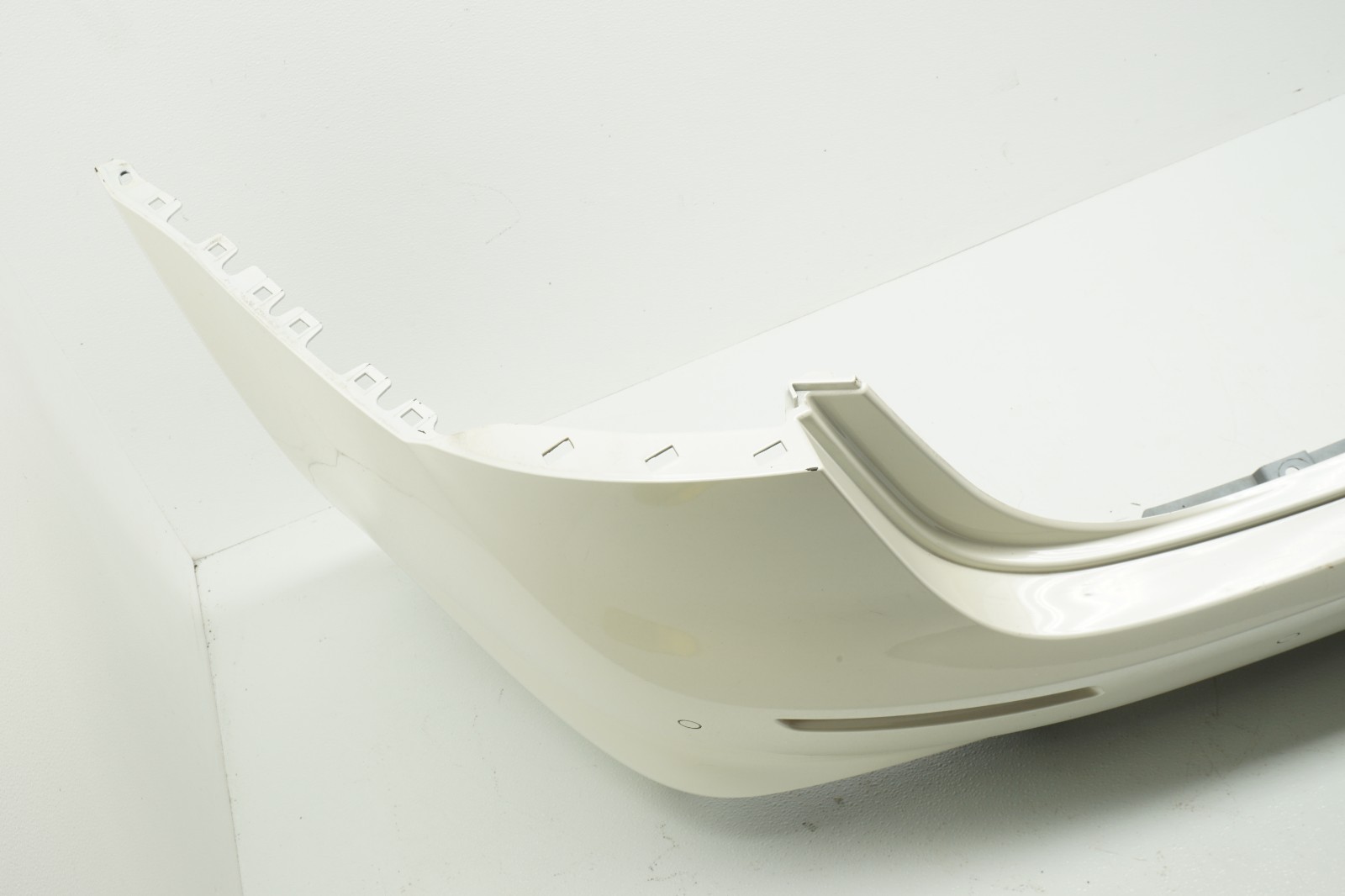 2014-2019 MASERATI GHIBLI OEM REAR BUMPER COVER ASSEMBLY