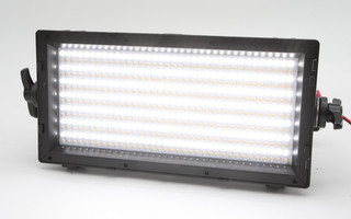 Genaray SP E 500IIB SpectroLED Essential 500 II BI Color READ