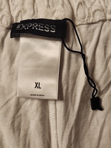 Express Shorts Womens XL Eyelet Lined Pull On White 5905 - Picture 4 of 6