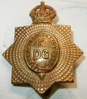 WW2 KINGS DRAGOON GUARDS BRITISH MILITARY CAP BADGE 2 LUGS WORLD WAR II BRASS