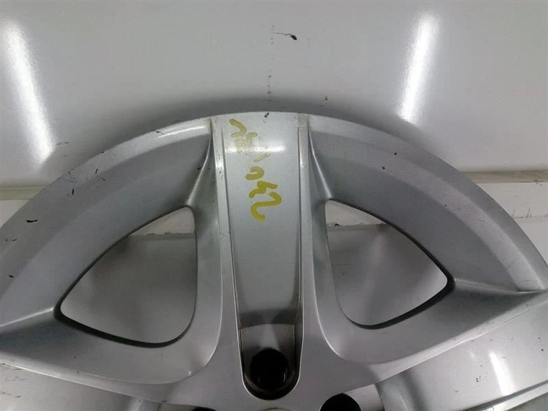 Tapacubos cubierta rueda plateada para 07-10 AURA 450254 Foto 2 de 4