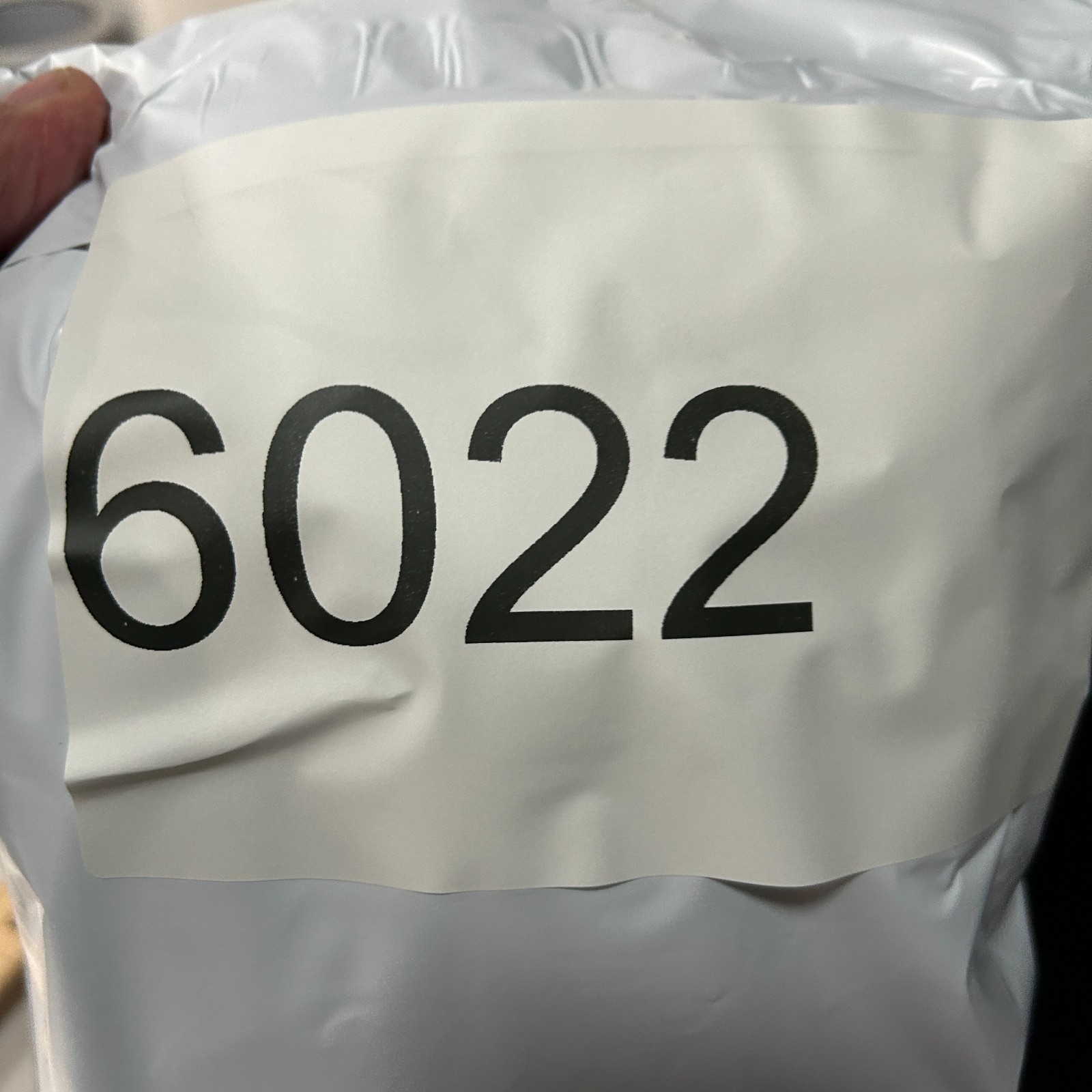 Nike Jogger Pants Men's Medium Black Tapered Leg Cropped Sports Jogging Workout thumbnail 14