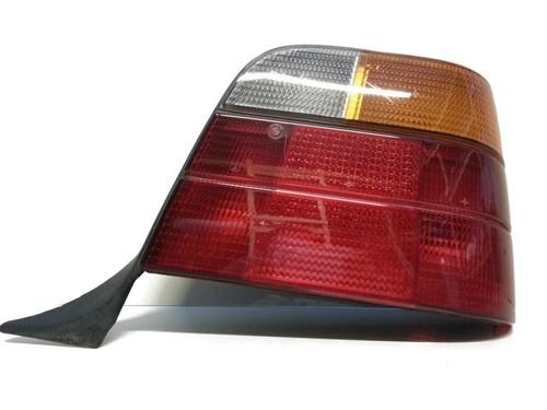 Bmw 3er e36 touring Rücklicht Rückleuchte rechts   134