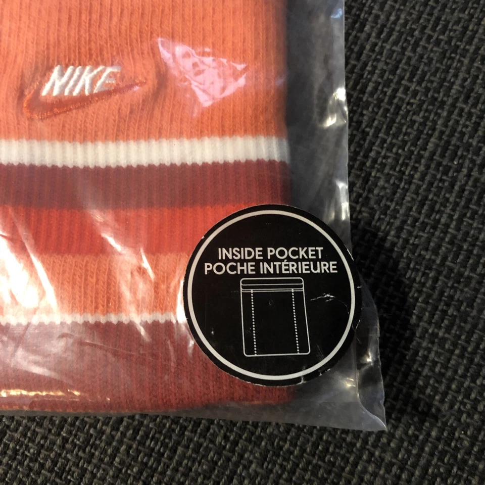 NEW Nike Wristband with inside pocket Running Hiking Cycling - Image 2 of 4